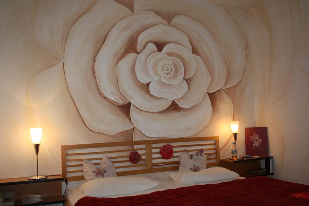 Hotel Am Fluss Neuburg an Der Donau Pokoj fotografie
